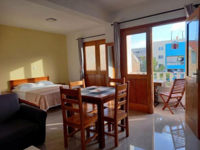 One cozy bedroom - Studio in Santa Maria